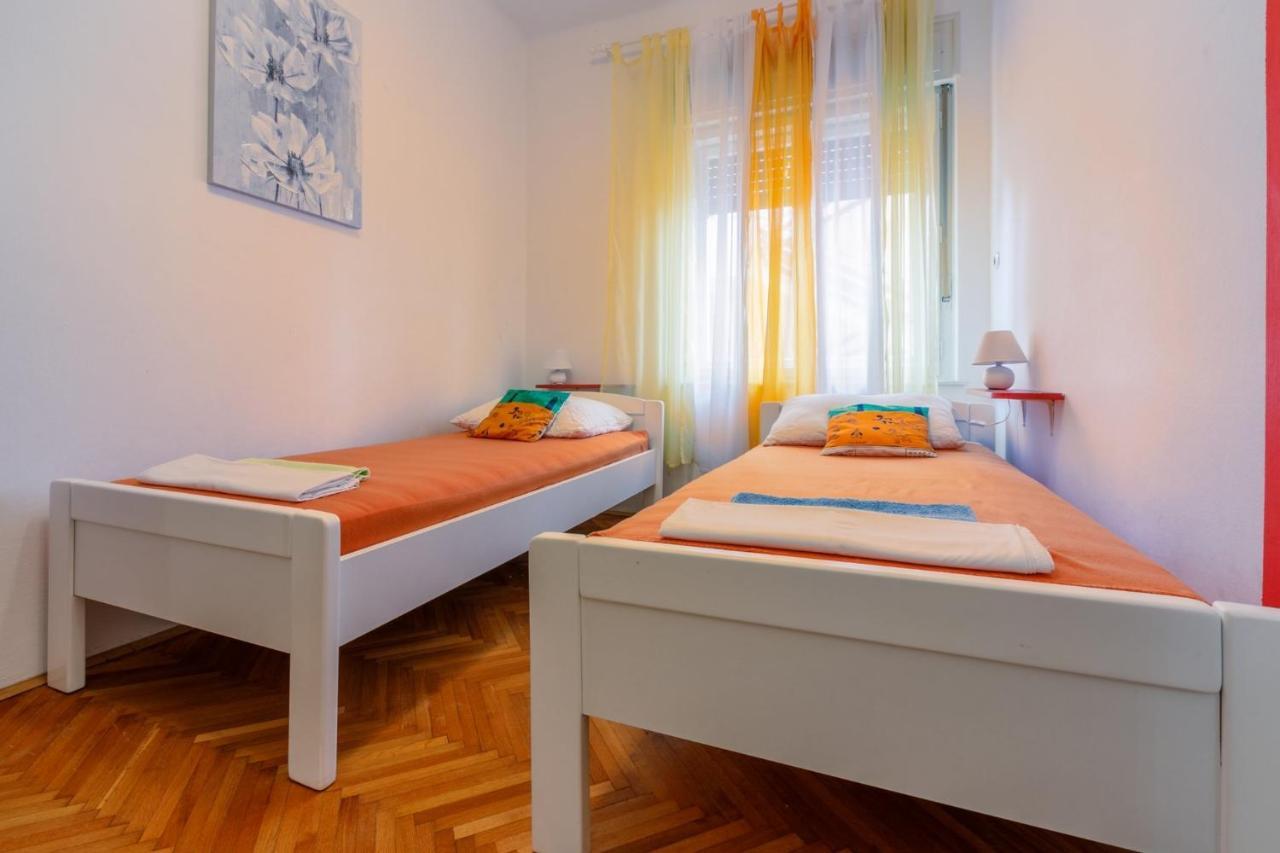 Mare 4 Apartment Crikvenica Bagian luar foto