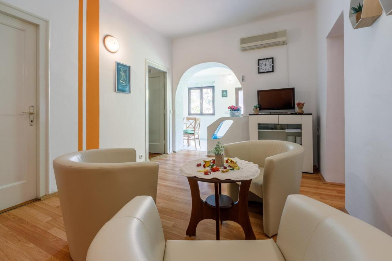 Mare 4 Apartment Crikvenica Bagian luar foto